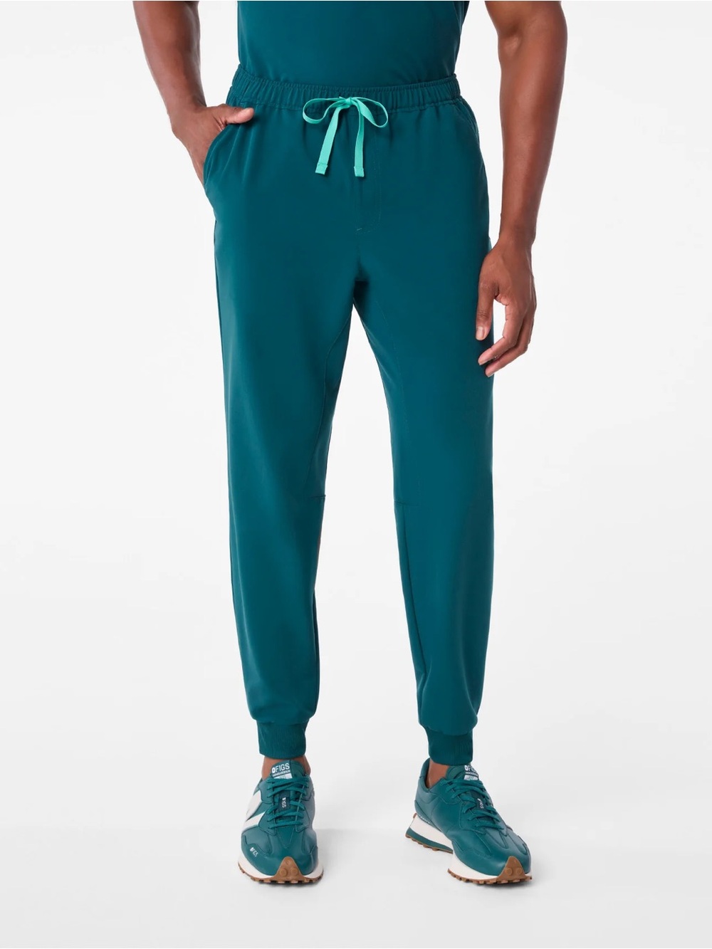 FIGS Men’s Tansen Jogger Scrub Pants – Medium – Caribbean Blue